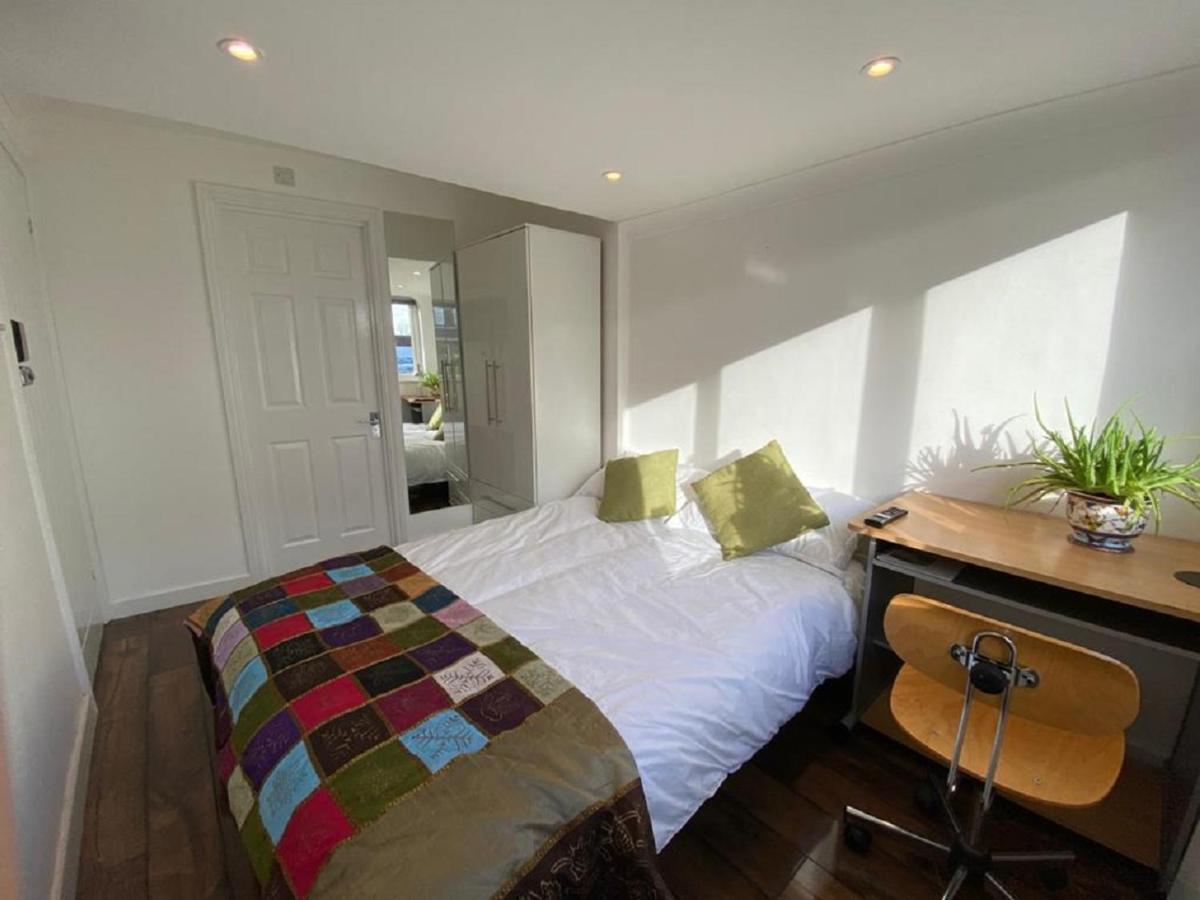 Lovely Homes Aylesbury  Esterno foto