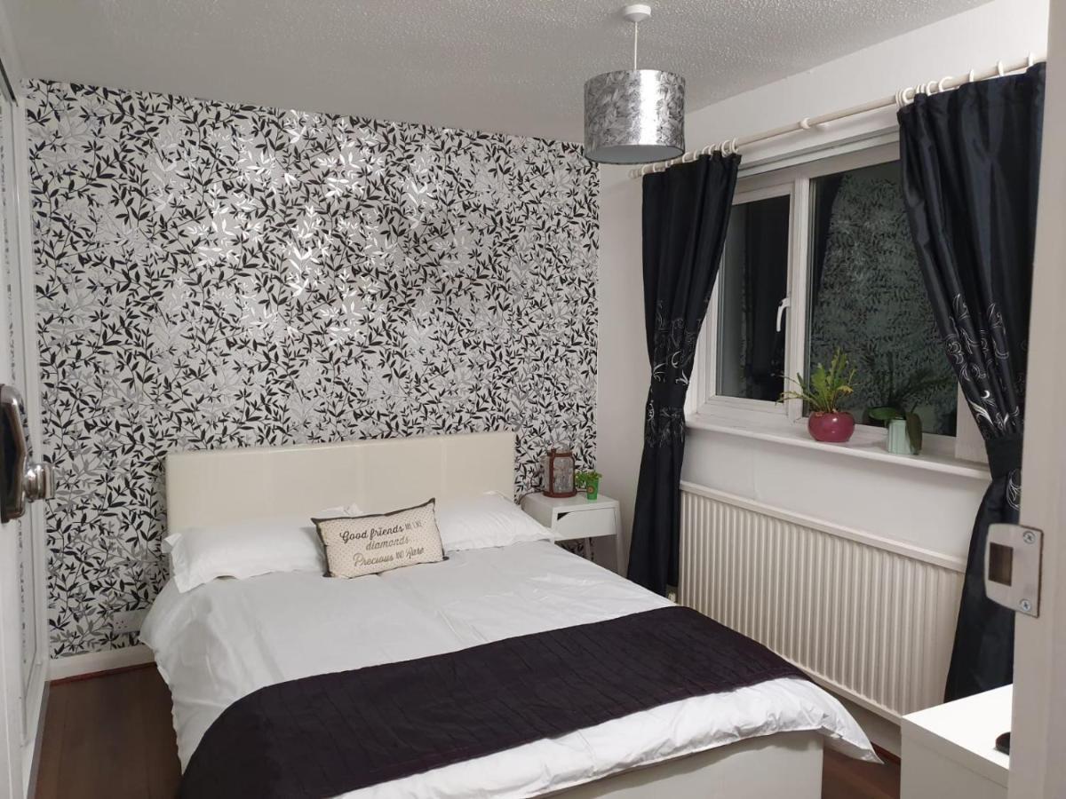 Lovely Homes Aylesbury  Esterno foto